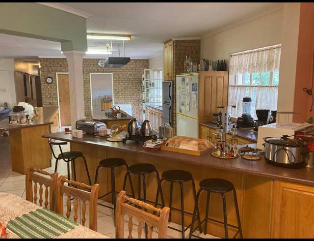 5 BEDROOM HOUSE FOR SALE IN CASHAN